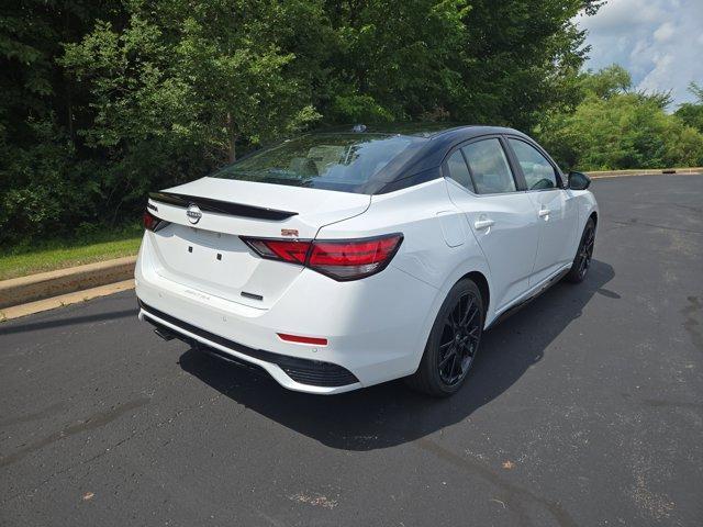 Photo of 2025 White Nissan Sentra