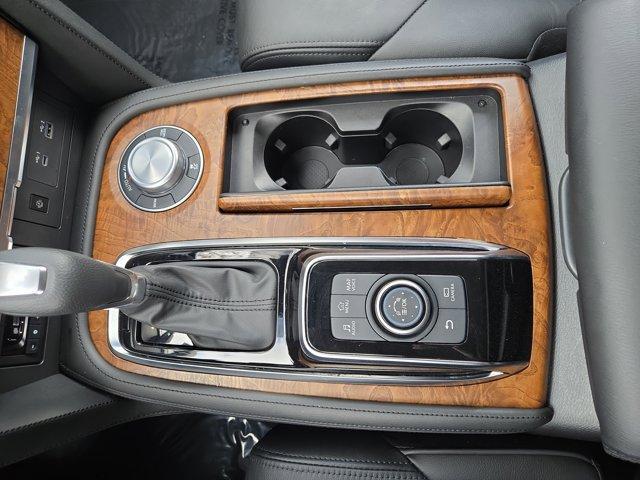 Photo of 2024 Brilliant Silver Metallic Nissan Armada