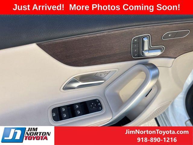 Photo of 2019 Digital White Metallic Mercedes-Benz A-Class