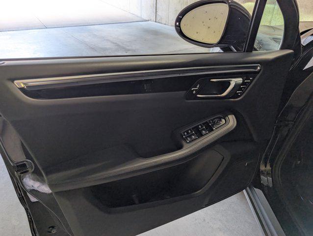 Photo of 2025 Black Porsche Macan