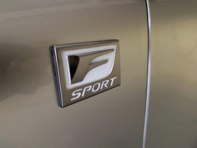 Photo of 2019 Silver Lexus NX 300