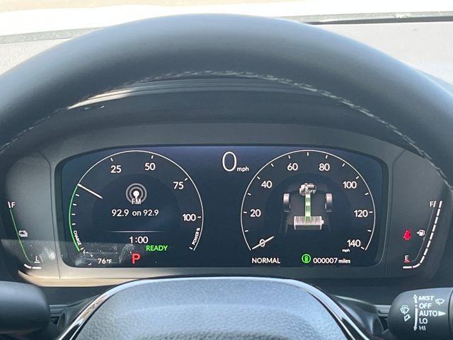 Photo of 2026 Urban Gray Pearl Honda Civic Hybrid
