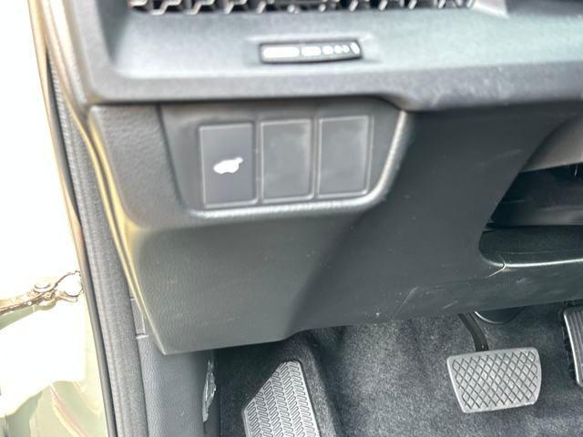 Photo of 2026 Ash Green Metallic Honda CR-V Hybrid