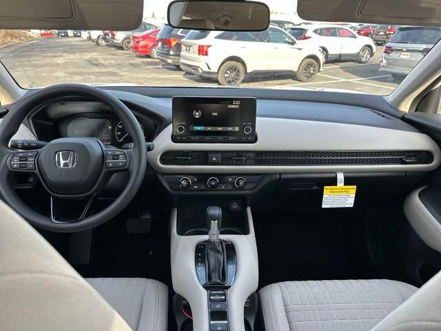 Photo of 2025 Platinum White Pearl Honda HR-V