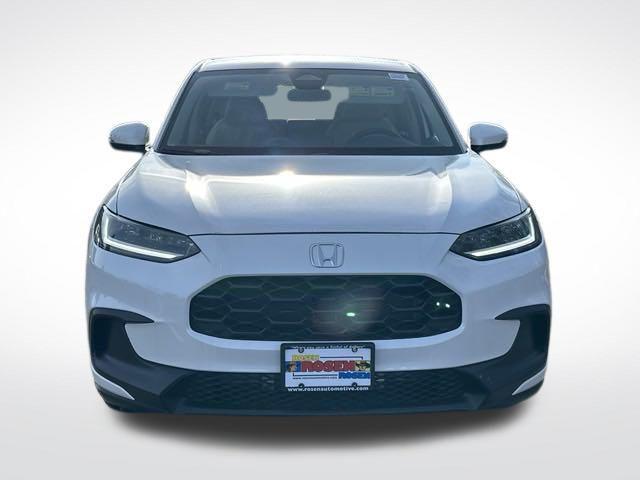 Photo of 2025 Platinum White Pearl Honda HR-V