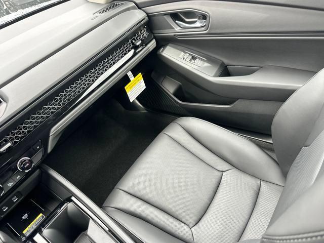 Photo of 2025 Canyon River Blue Metallic Honda Accord Hybrid