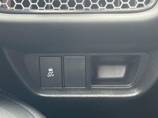 Photo of 2026 Milano Red Honda HR-V