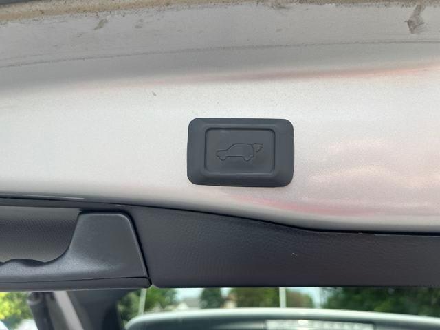 Photo of 2023 Silver Sky Metallic Toyota RAV4