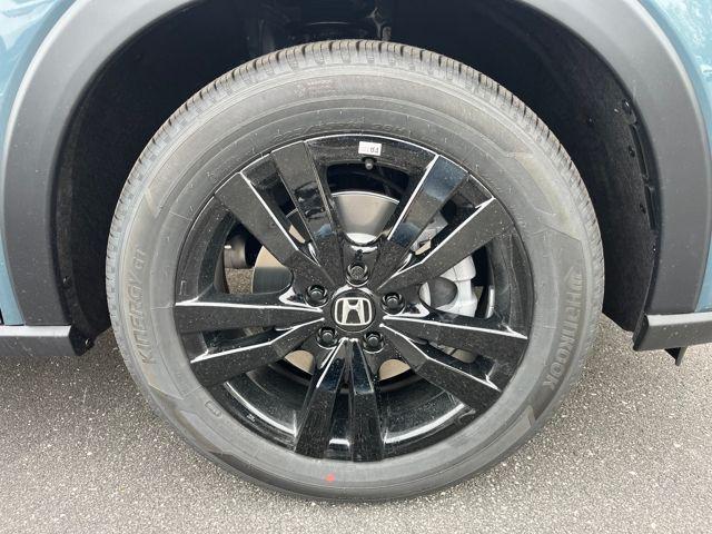 Photo of 2026 Nordic Forest Pearl Honda HR-V