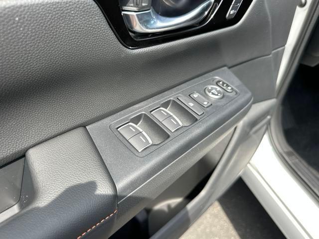 Photo of 2026 Platinum White Pearl Honda CR-V Hybrid