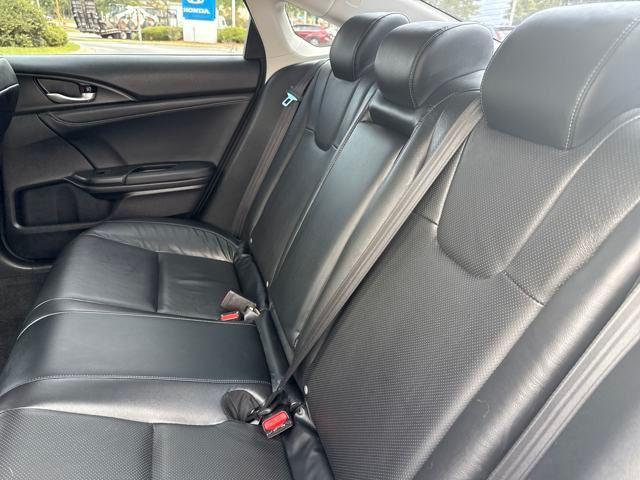 Photo of 2022 Crystal Black Pearl Honda Insight