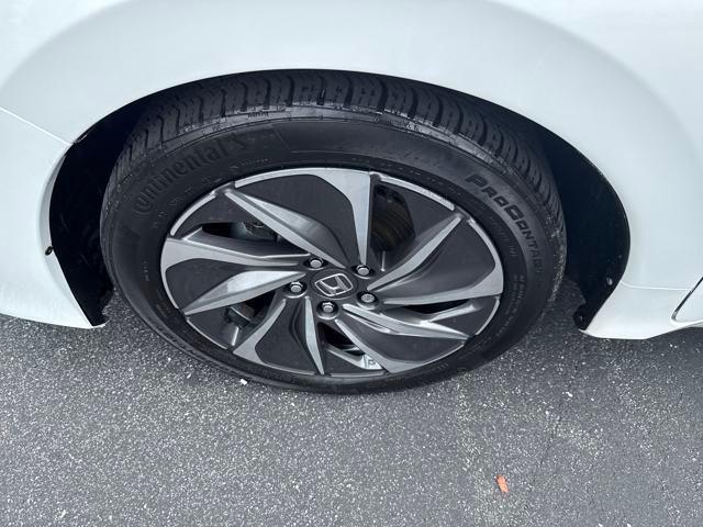 Photo of 2022 Crystal Black Pearl Honda Insight