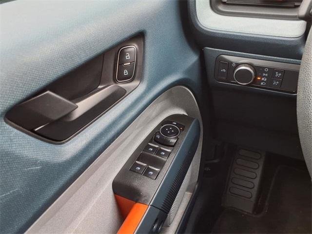 Photo of 2022 Oxford White Ford Maverick