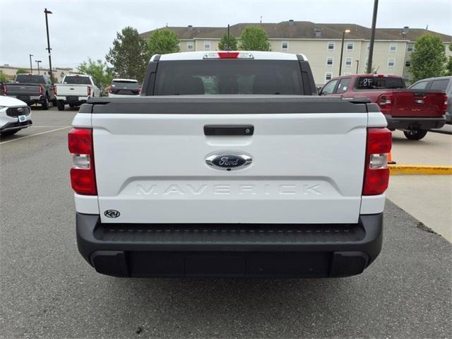 Photo of 2022 Oxford White Ford Maverick