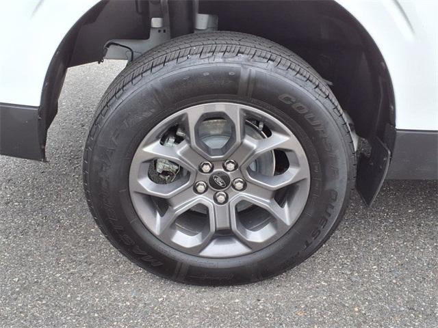 Photo of 2022 Oxford White Ford Maverick