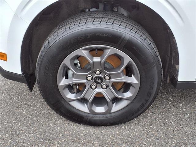 Photo of 2022 Oxford White Ford Maverick