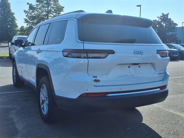 Photo of 2022 Bright White Clearcoat Jeep Grand Cherokee L