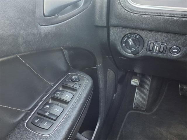 Photo of 2022 Pitch Black Clearcoat Dodge Charger