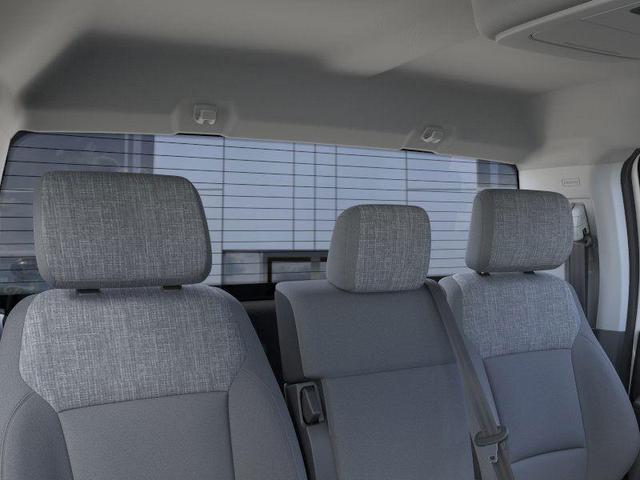 Photo of 2025 Oxford White Ford F-350