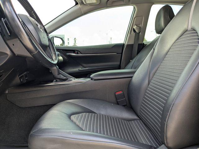 Photo of 2022 Silver Toyota Camry