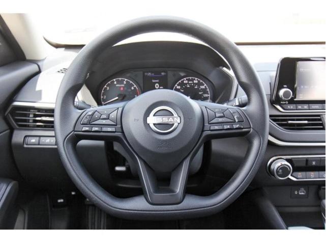 Photo of 2024 Black Nissan Altima