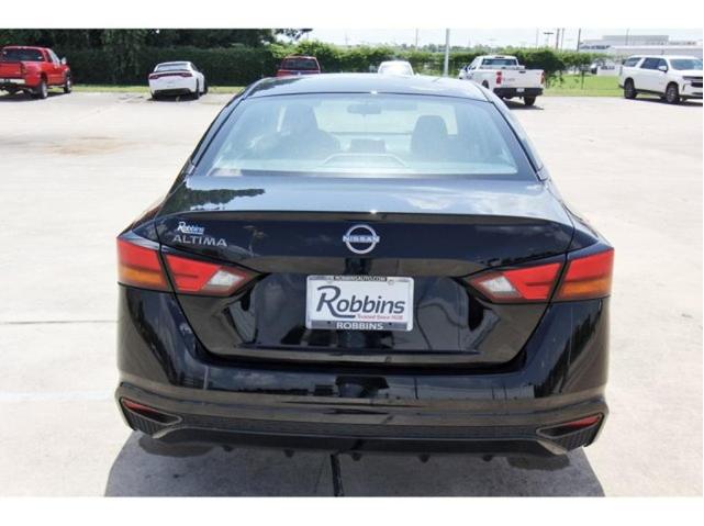 Photo of 2024 Black Nissan Altima