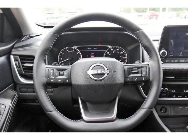 Photo of 2025 Everest White P Nissan Rogue