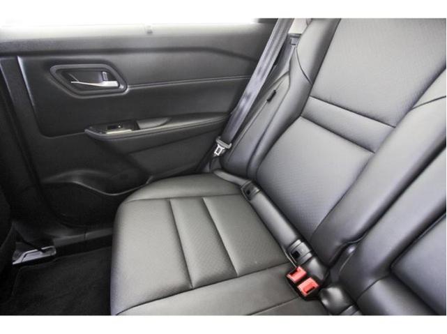 Photo of 2025 Everest White P Nissan Rogue