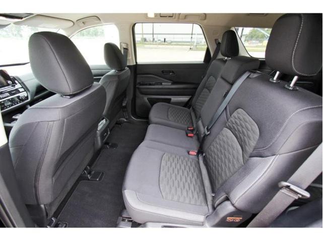 Photo of 2024 Black Nissan Pathfinder
