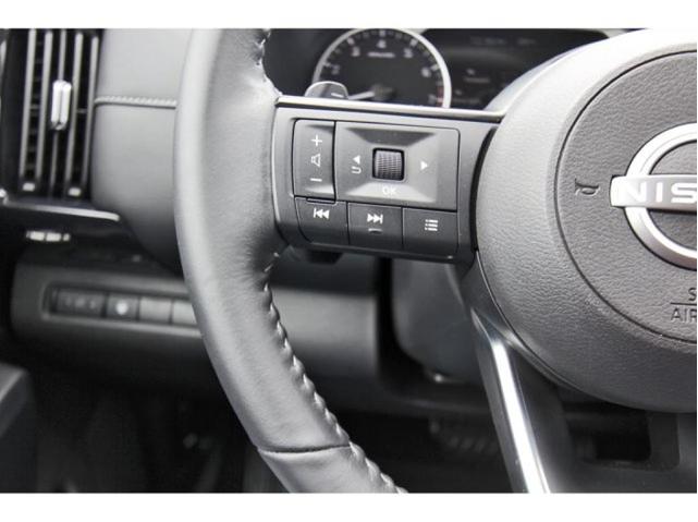 Photo of 2024 Black Nissan Pathfinder