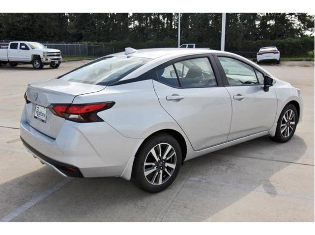 Photo of 2025 Silver Nissan Versa