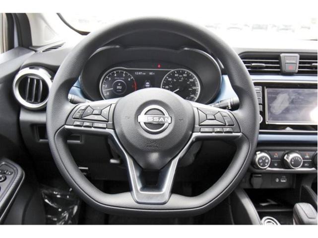 Photo of 2025 Silver Nissan Versa