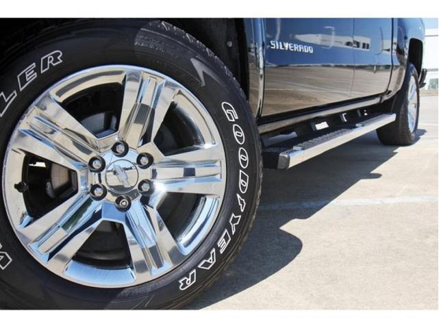 Photo of 2018 Black Chevrolet Silverado 1500