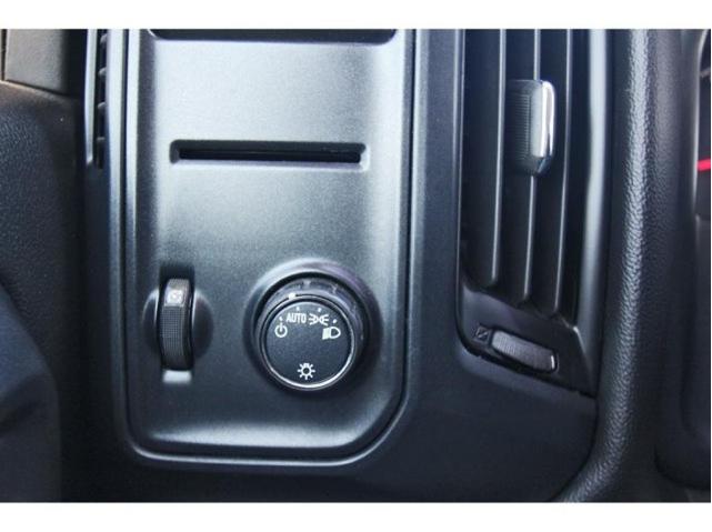 Photo of 2018 Black Chevrolet Silverado 1500