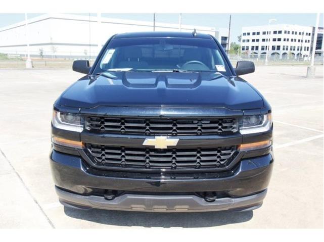 Photo of 2018 Black Chevrolet Silverado 1500
