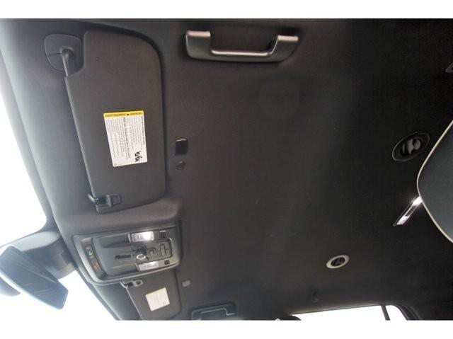 Photo of 2023 Summit White Chevrolet Tahoe