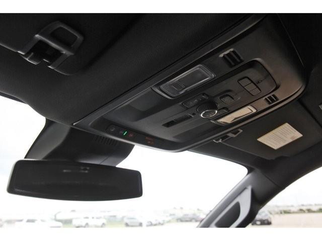 Photo of 2023 Summit White Chevrolet Tahoe