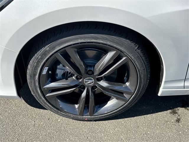 Photo of 2025 Platinum White Pearl Acura Integra