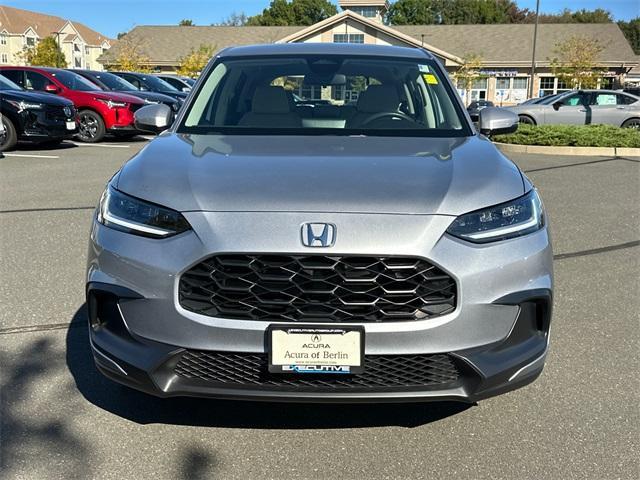 Photo of 2025 Lunar Silver Metallic Honda HR-V