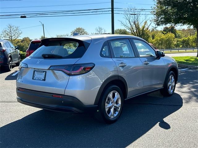 Photo of 2025 Lunar Silver Metallic Honda HR-V