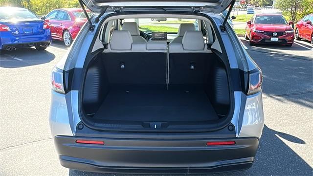 Photo of 2025 Lunar Silver Metallic Honda HR-V