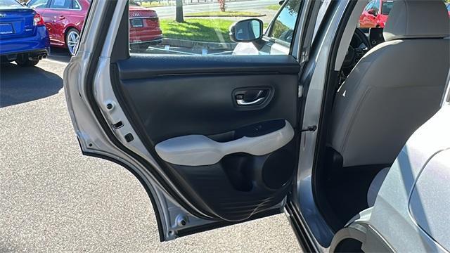 Photo of 2025 Lunar Silver Metallic Honda HR-V