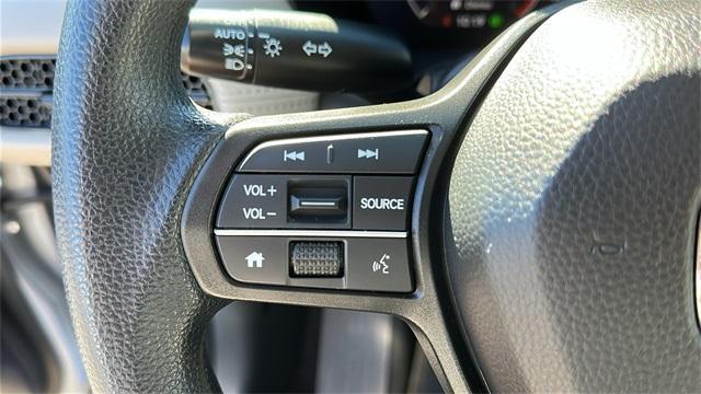 Photo of 2025 Lunar Silver Metallic Honda HR-V