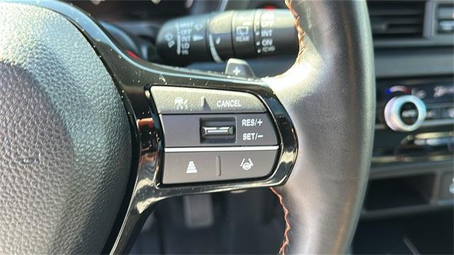 Photo of 2025 Crystal Black Pearl Honda Pilot