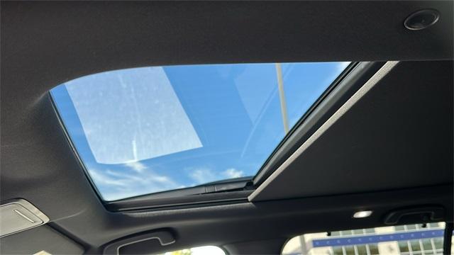 Photo of 2025 Crystal Black Pearl Honda Pilot
