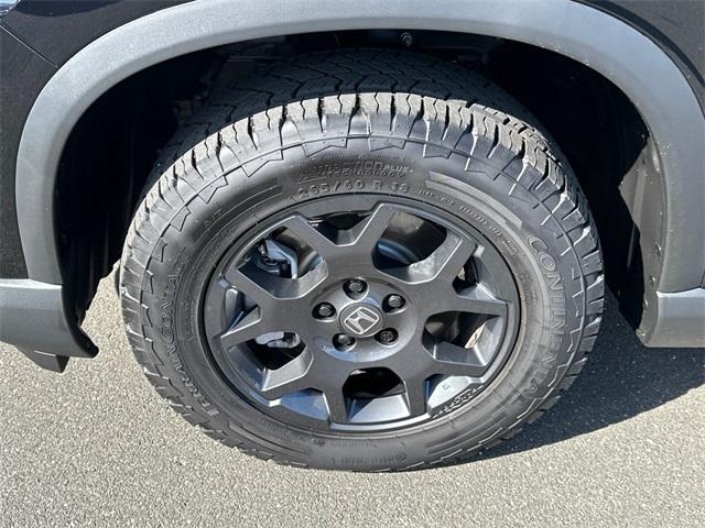 Photo of 2025 Crystal Black Pearl Honda Pilot