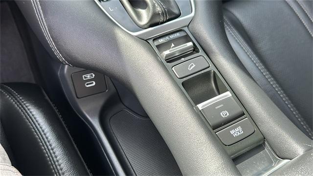 Photo of 2025 Modern Steel Metallic Honda HR-V