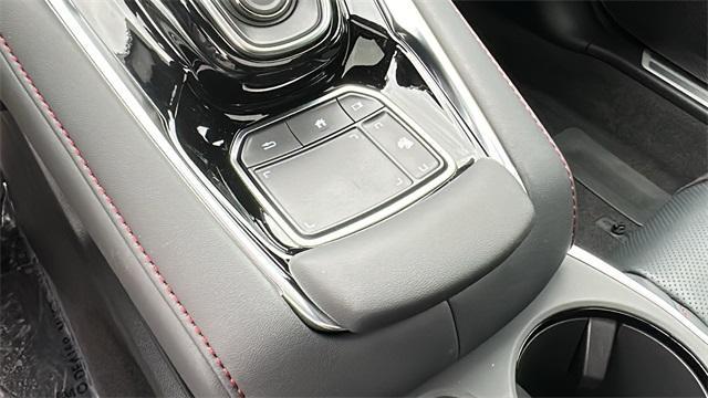 Photo of 2025 Platinum White Pearl Acura RDX
