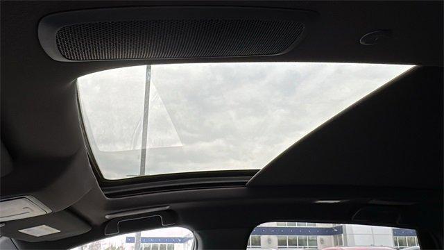 Photo of 2025 Platinum White Pearl Acura RDX