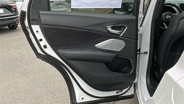 Photo of 2025 Platinum White Pearl Acura RDX